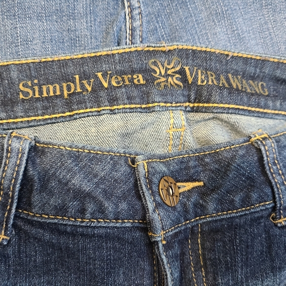 (877) Simply Vera by Vera Wang Woman's Boot Cut Jeans, Size: 4 Color: Blue - Picture 7 of 15